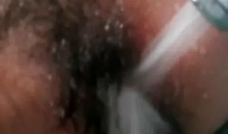 Votre film sexe arabe ami s'est penché sur le canapé avec le cancer.