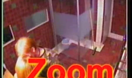 Ma mère x videos porno arab a pris l'enfant avec ses sous-vêtements et les a punis.