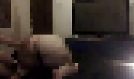 Petit film arab xxxl ménage à travers collants
