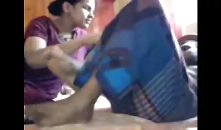 Grand-mère Invisa Petrovna et sa petite-fille porno arab masri