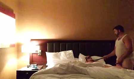 Se masturber avec des bougies film porno arab xxx et des lumières quand le cul s'éteint la nuit