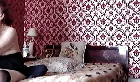 Koty a fait une langue profonde pour son amant. porno web arab