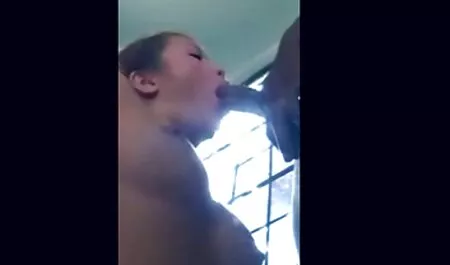 Une femme avec pornoe arab un amant