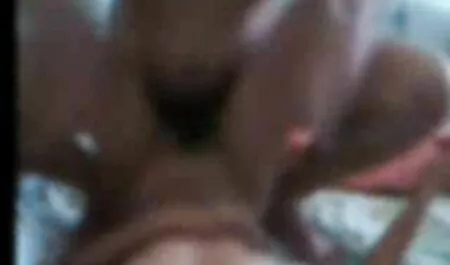La chèvre a jeté une grosse bite dans la bouche qui laisse de chat porno arab la salive.