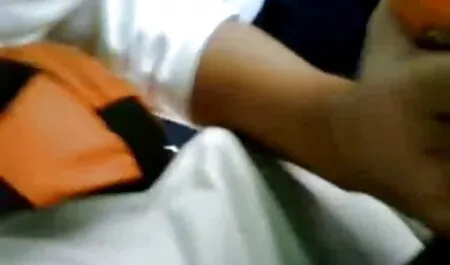 L'Irlande se frotte et se frotte le porno arabe net cul pendant une longue période