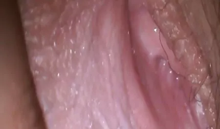 Tout d'abord, le garçon est tombé voyeur arab porn sous la bite chaude de la plomberie.