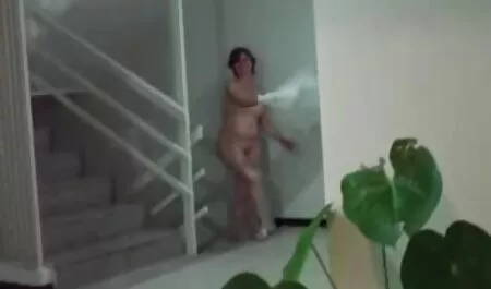 Helen Petrovitch suce. video x gratuit arabe
